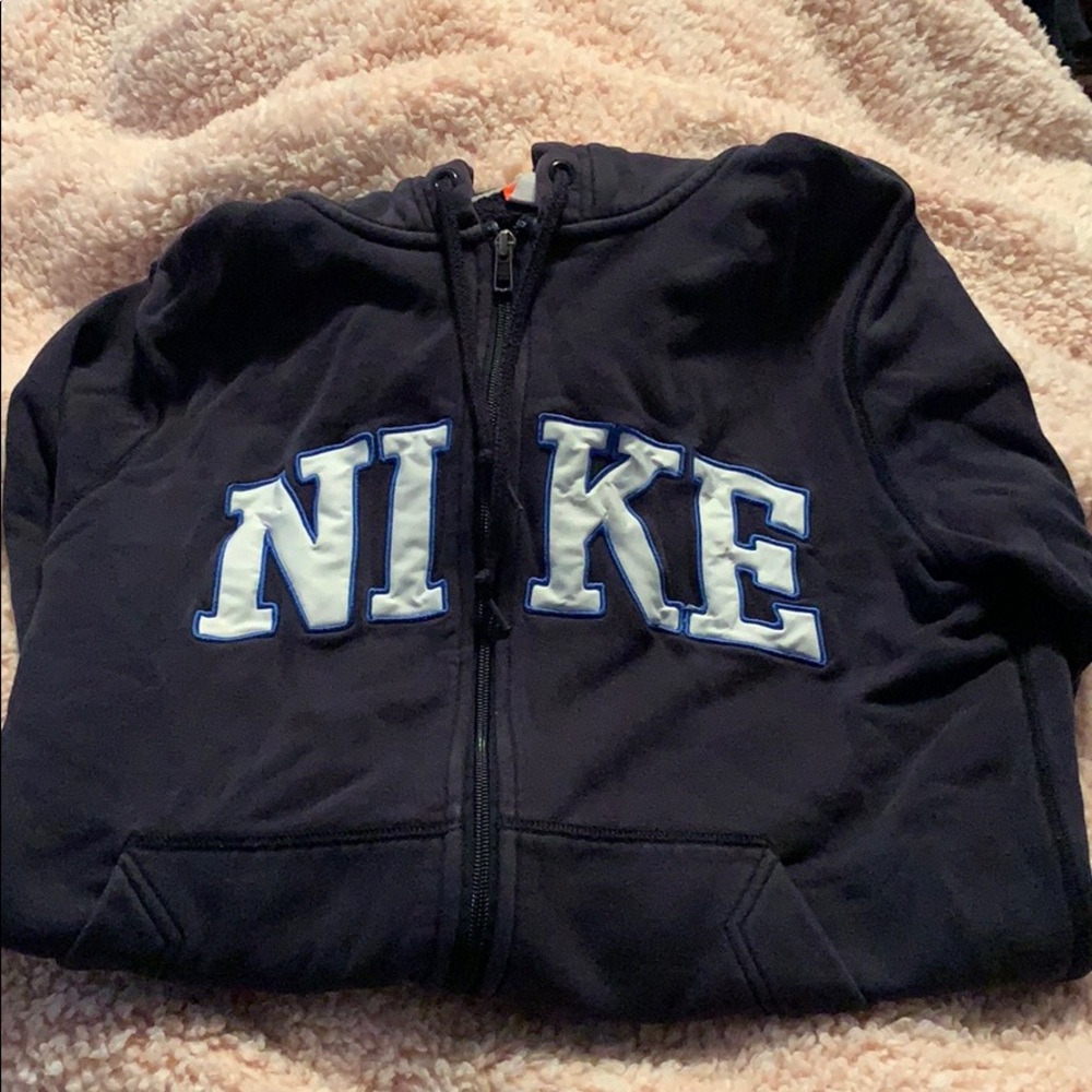 Nike sweatshirt